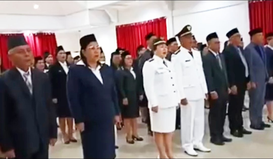 Bupati Michael Thungari Lantik Pejabat JPT Pratama dan Administrator, Tegaskan Penguatan Reformasi Birokrasi